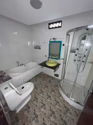 4chbre Duplex dans Francis Gweh, Cocody à Vendre