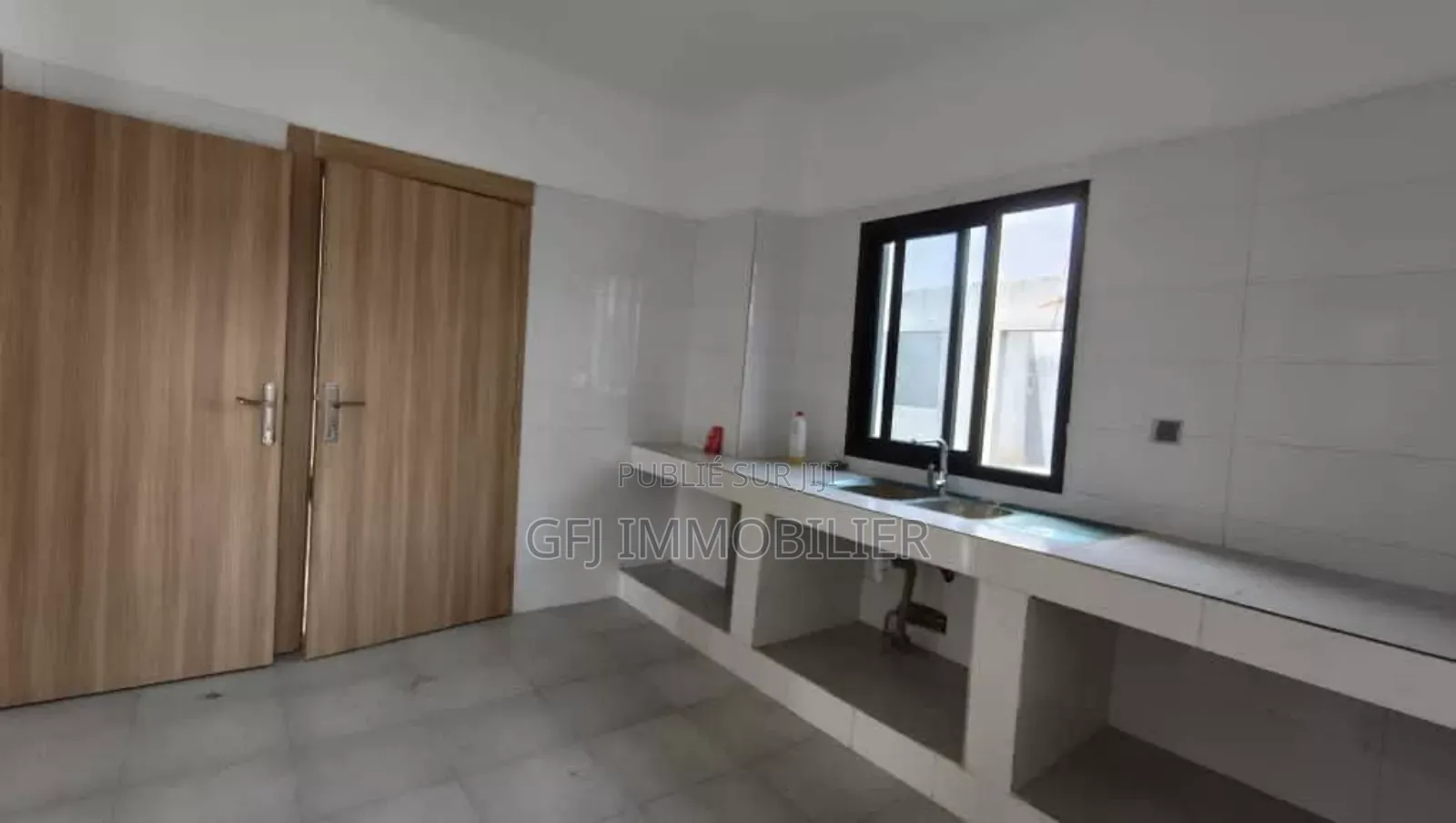 4chbre Duplex dans Francis Gweh, Cocody à Vendre