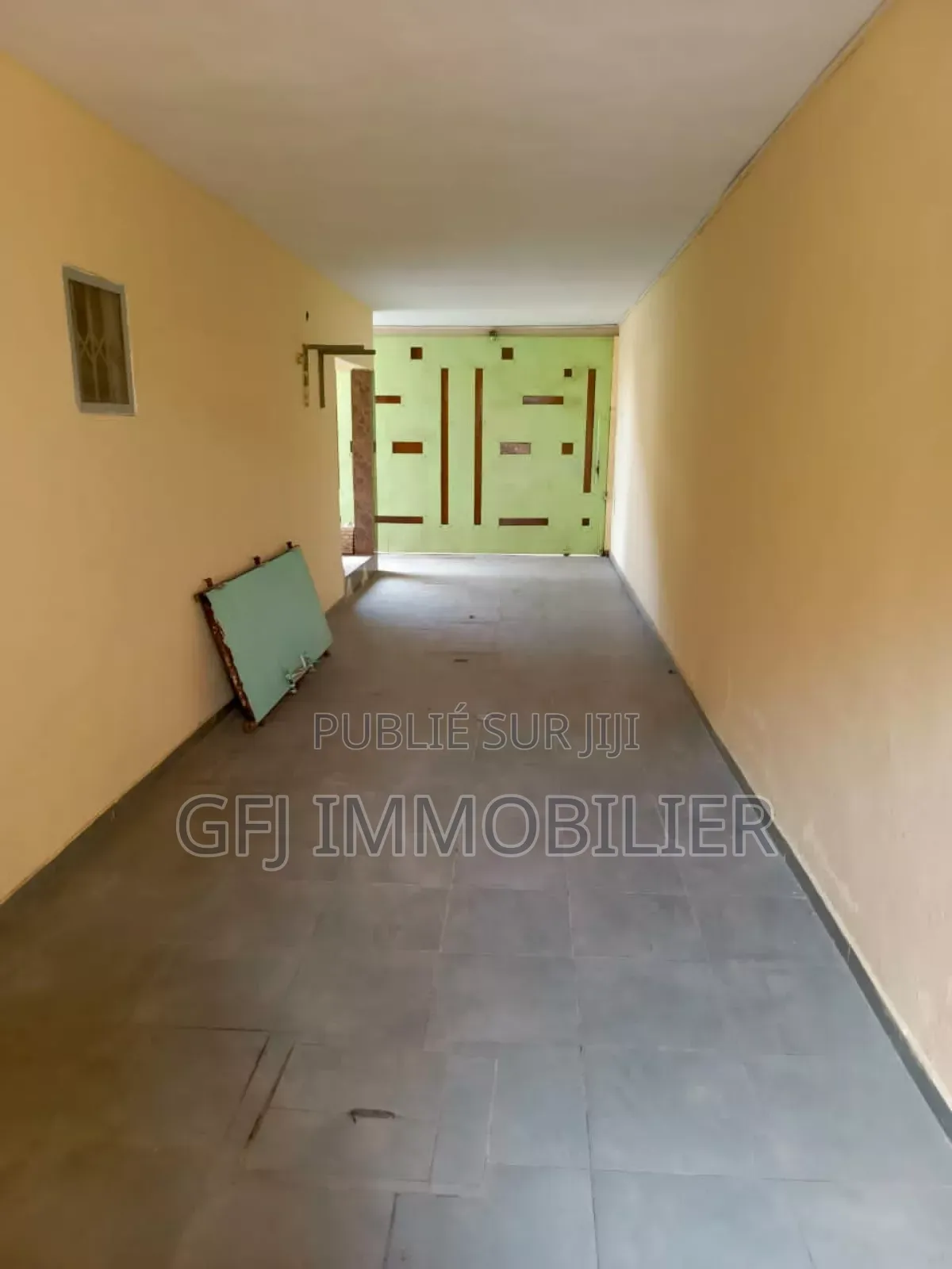 6chbre Duplex dans Francis Gweh, Cocody à Vendre