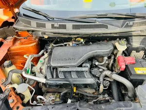 Nissan Qashqai 2018 Orange