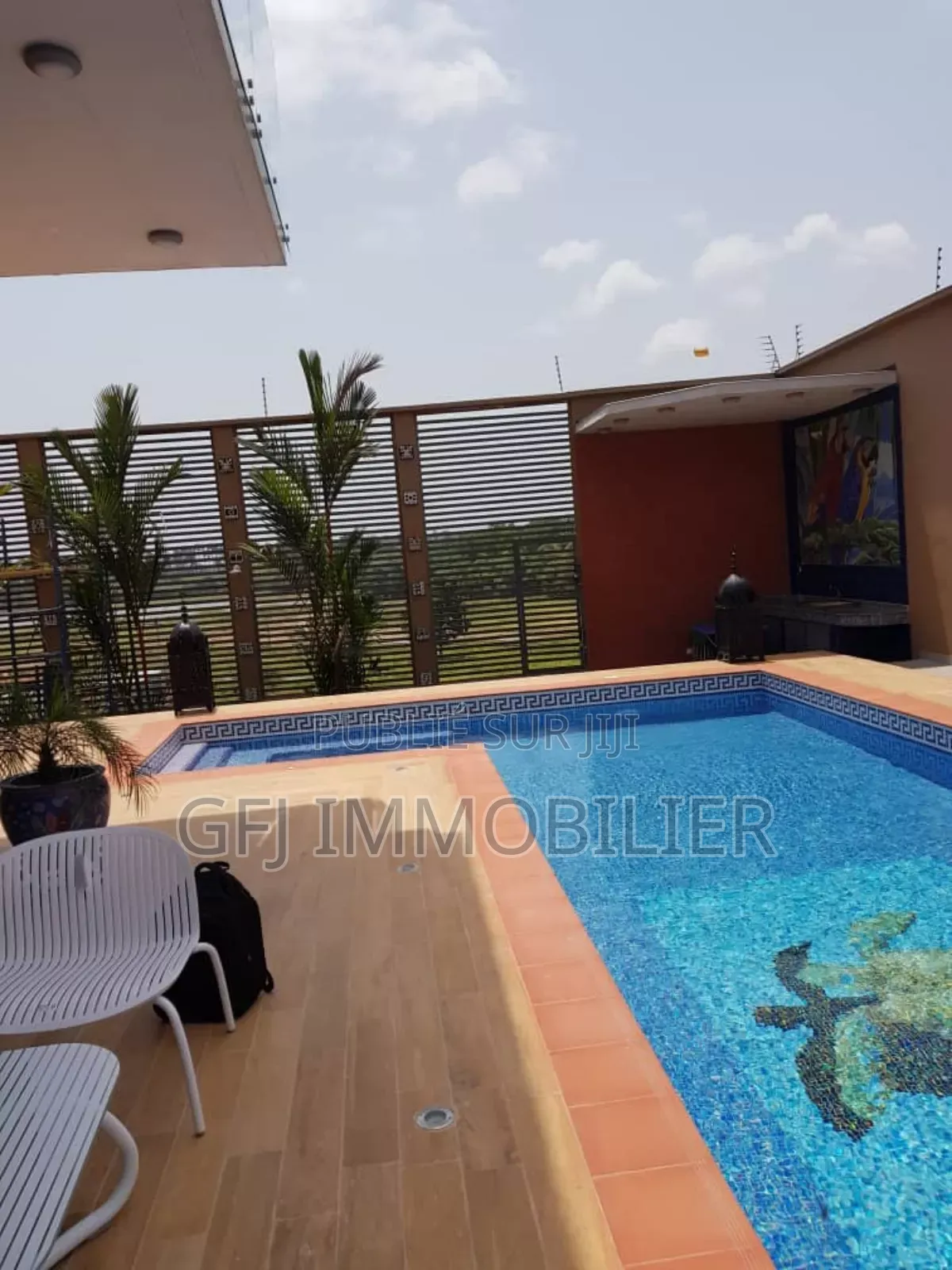 8chbre Duplex dans Francis Gweh, Cocody à Vendre