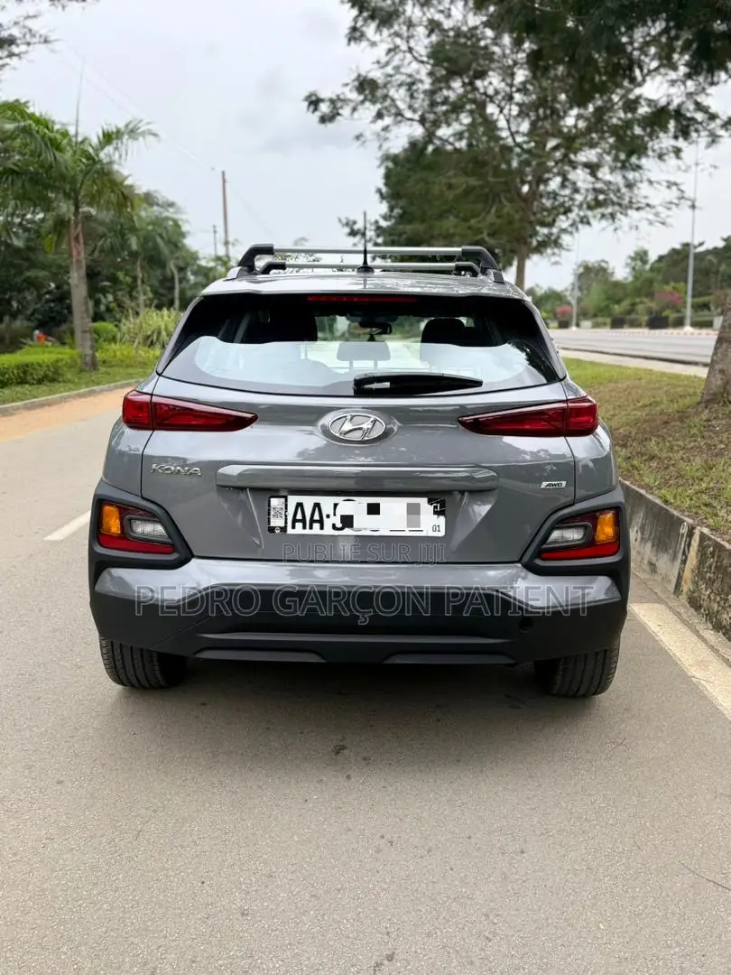 Hyundai Kona 2022 Gris
