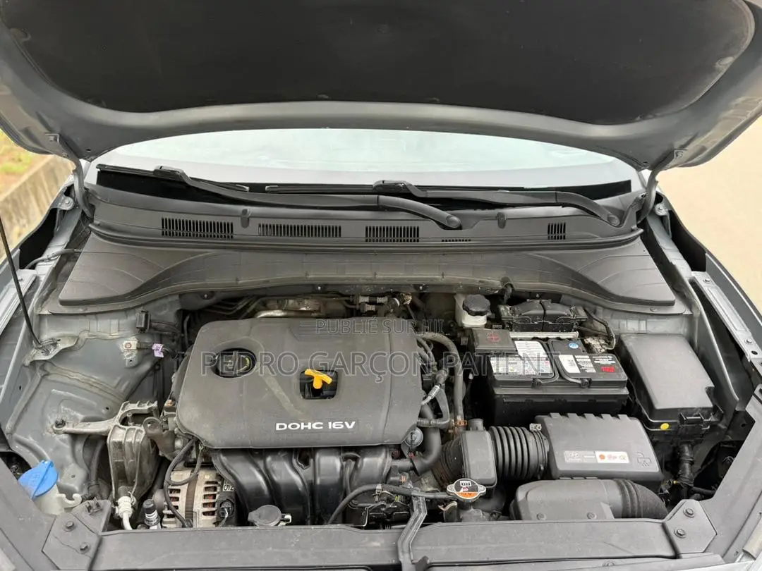 Hyundai Kona 2022 Gris