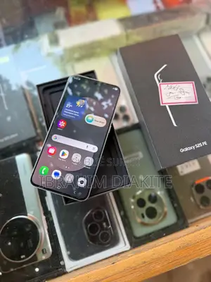 Samsung Galaxy S25 FE 128 GB Noir