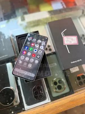 Samsung Galaxy S25 FE 128 GB Noir