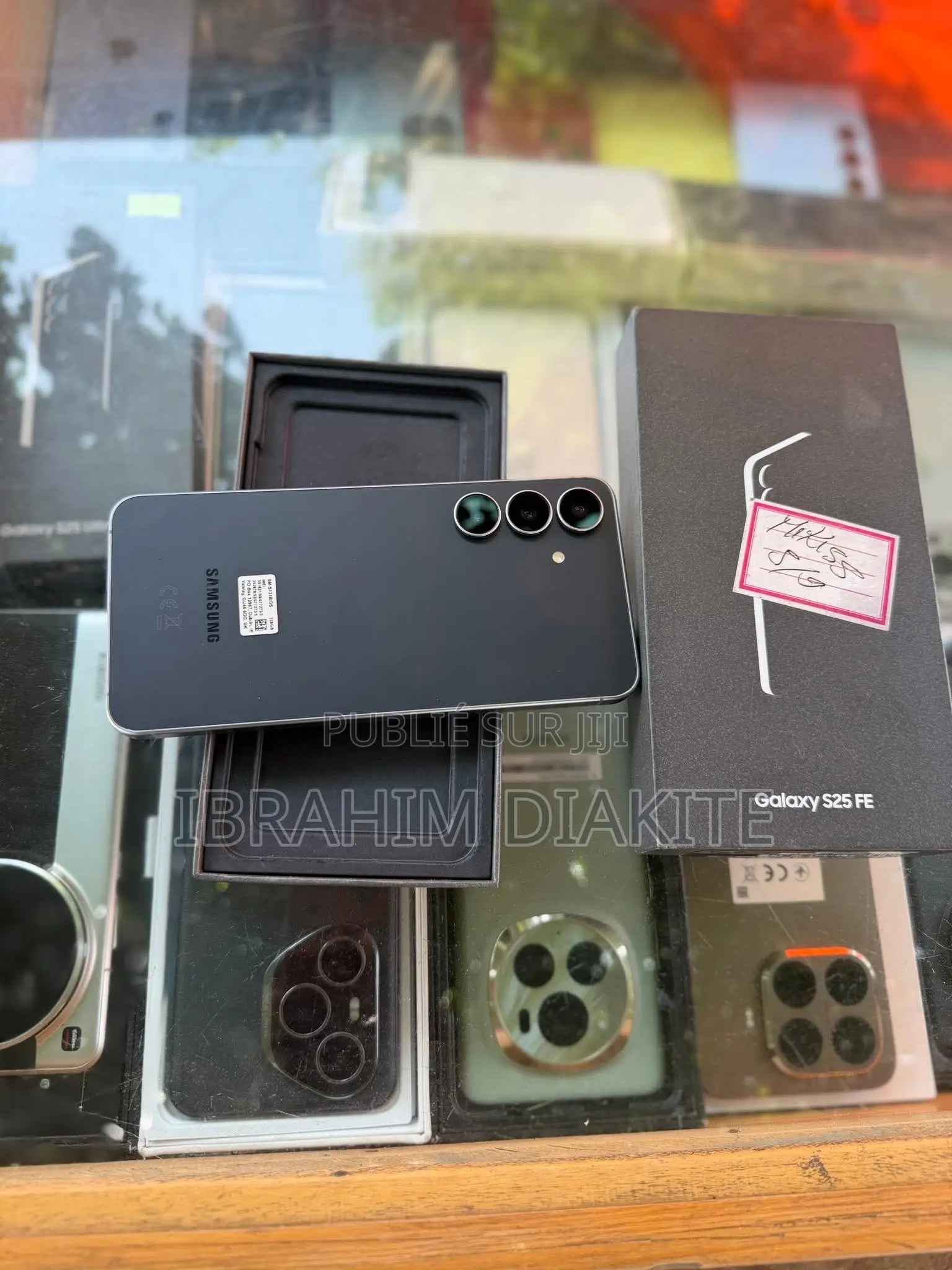 Samsung Galaxy S25 FE 128 GB Noir