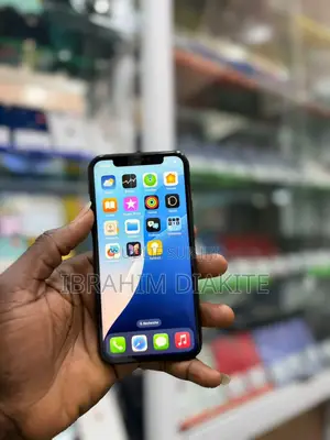 Nouveau Apple iPhone 11 Pro 64 GB Vert