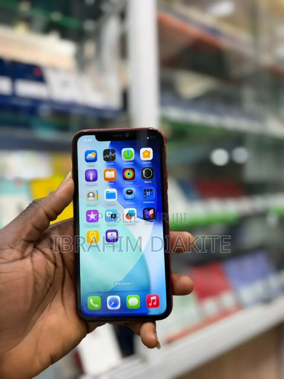 Nouveau Apple iPhone 11 64 GB Rouge