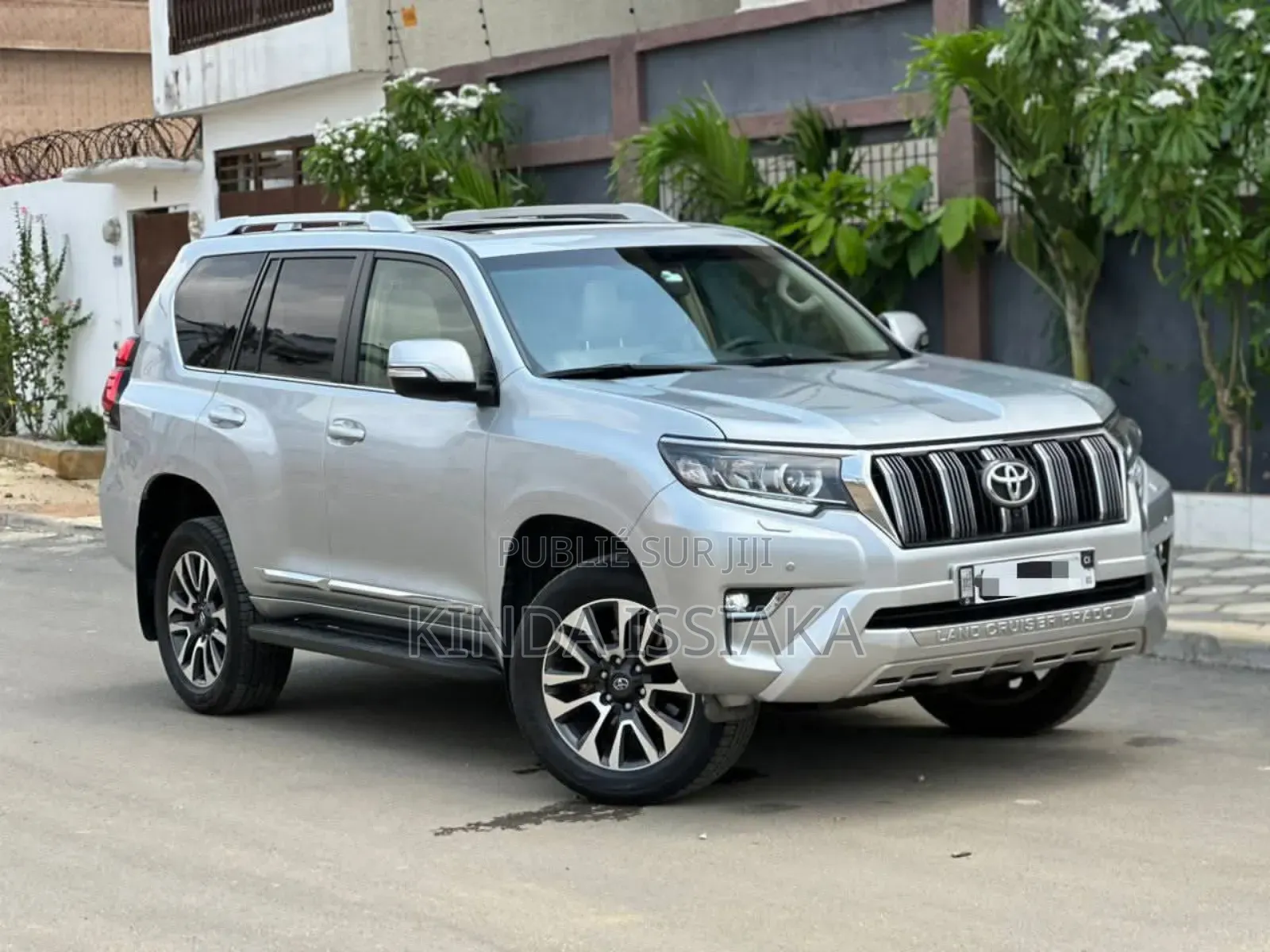 Toyota Land Cruiser Prado 2025 Gris