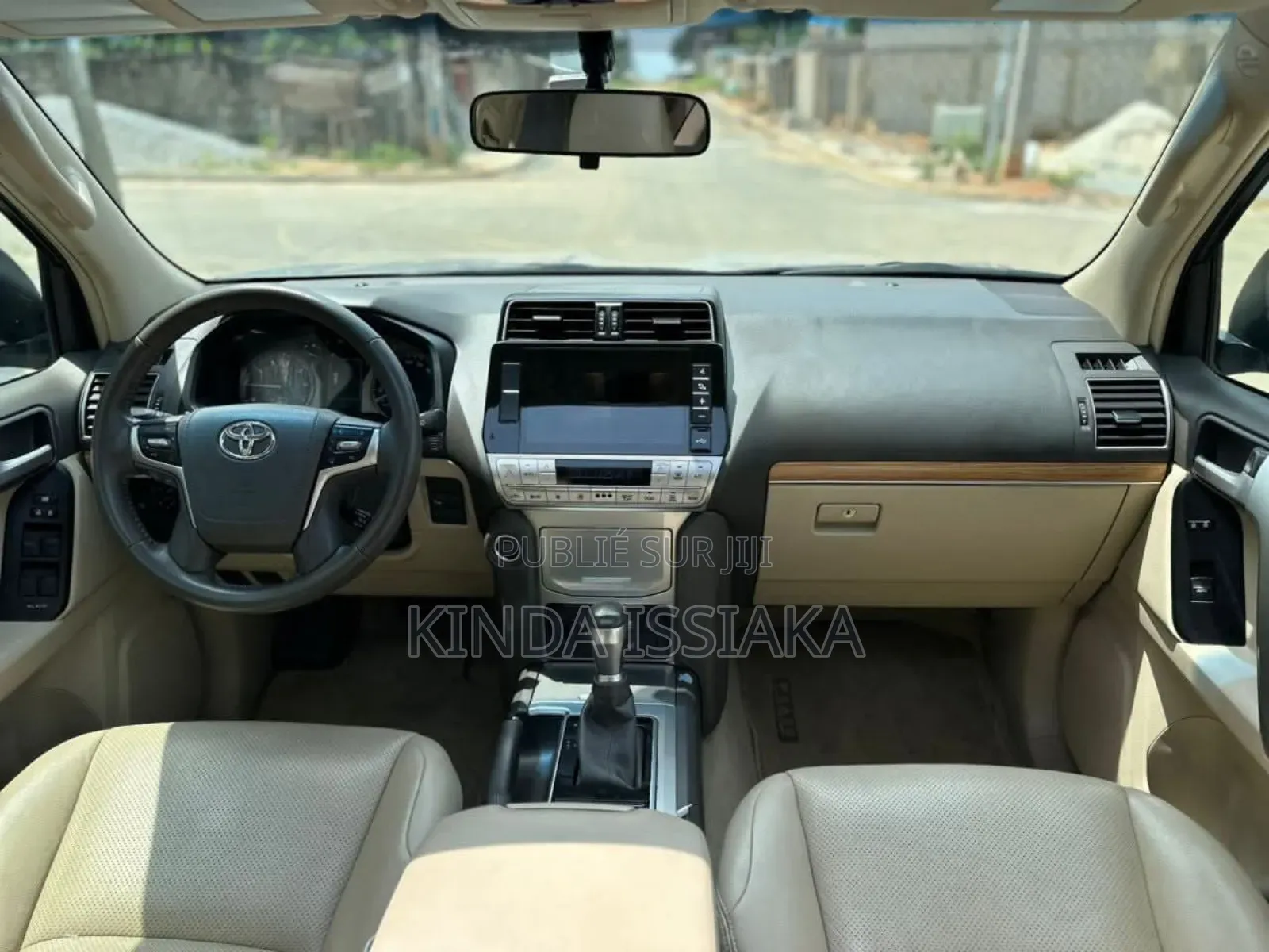 Toyota Land Cruiser Prado 2025 Gris