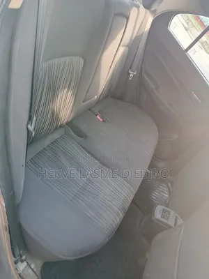 Suzuki Dzire 2023 Gris