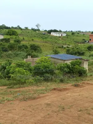 02 Terrains De 400m2 en Vente (2.500.000f/Lot)