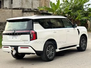 Nouveau Nissan Platina 2025 Blanc