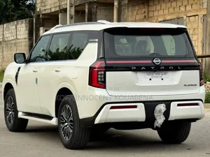 Nouveau Nissan Platina 2025 Blanc