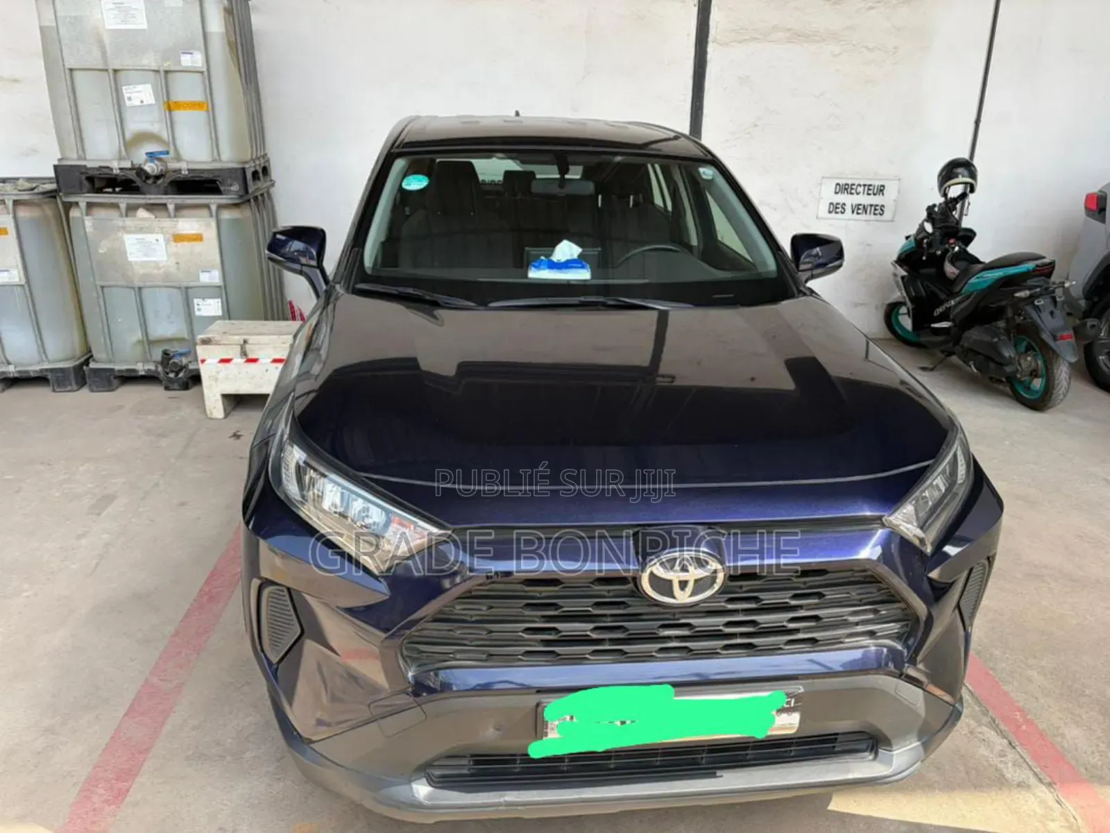 Toyota RAV4 XLE 2021 Bleu