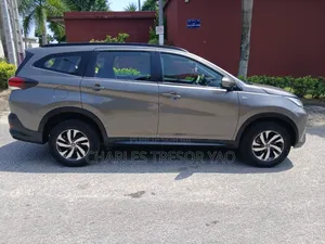 Toyota Rush 2023 Gris