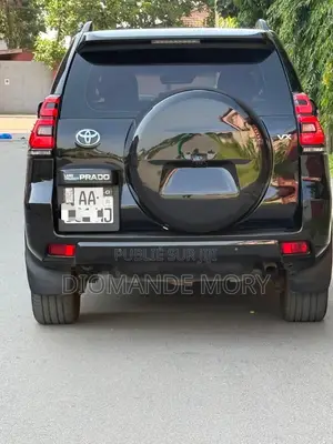 Toyota Land Cruiser Prado 2021 Noir