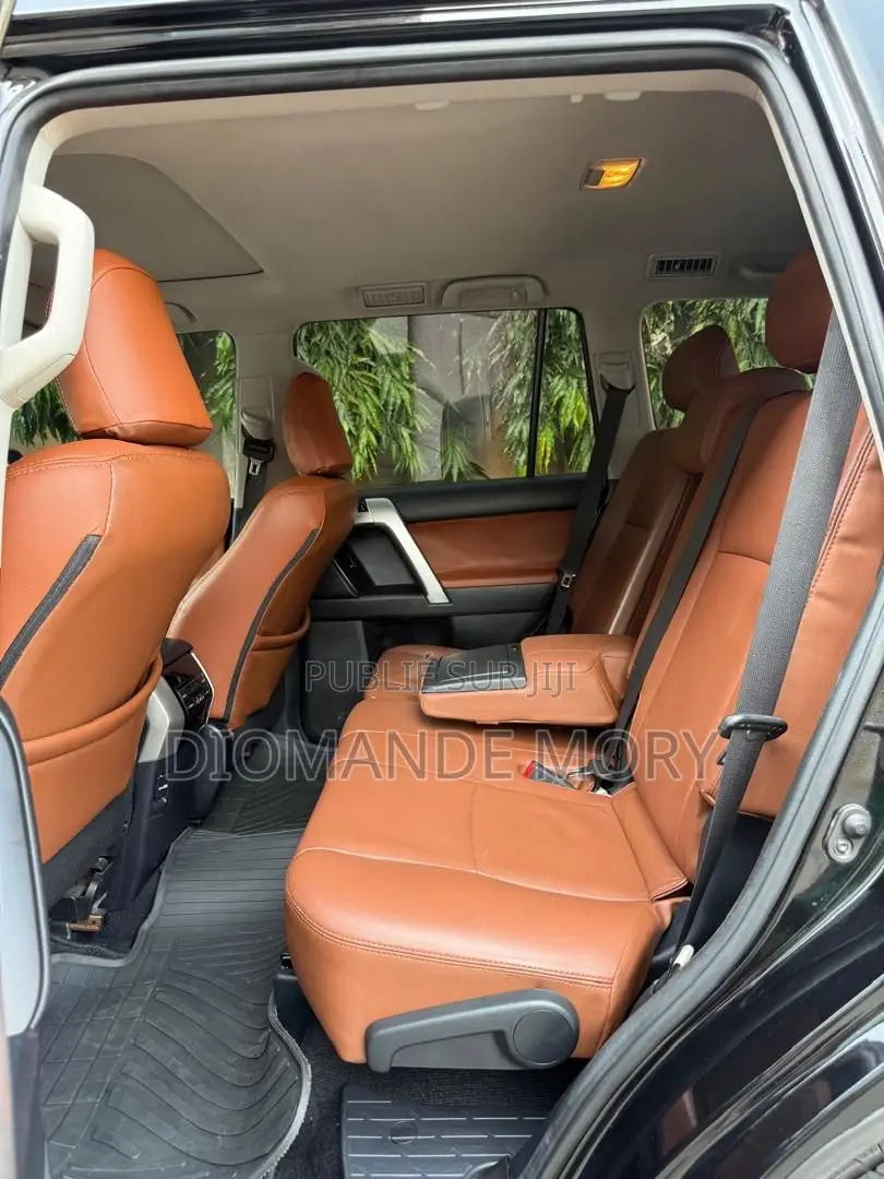 Toyota Land Cruiser Prado 2021 Noir