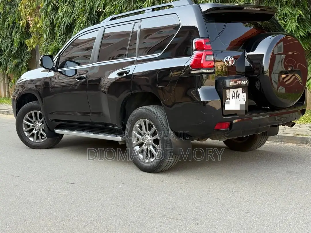 Toyota Land Cruiser Prado 2021 Noir