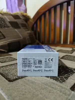 Nouveau Tecno Camon 50 256 GB Argenté