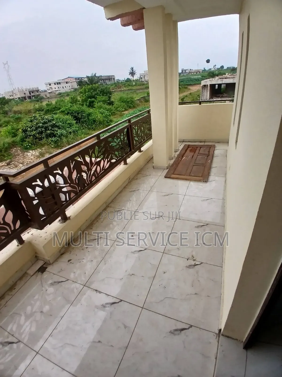 5chbre Duplex dans Ismael Coulibaly, Bingerville à Vendre