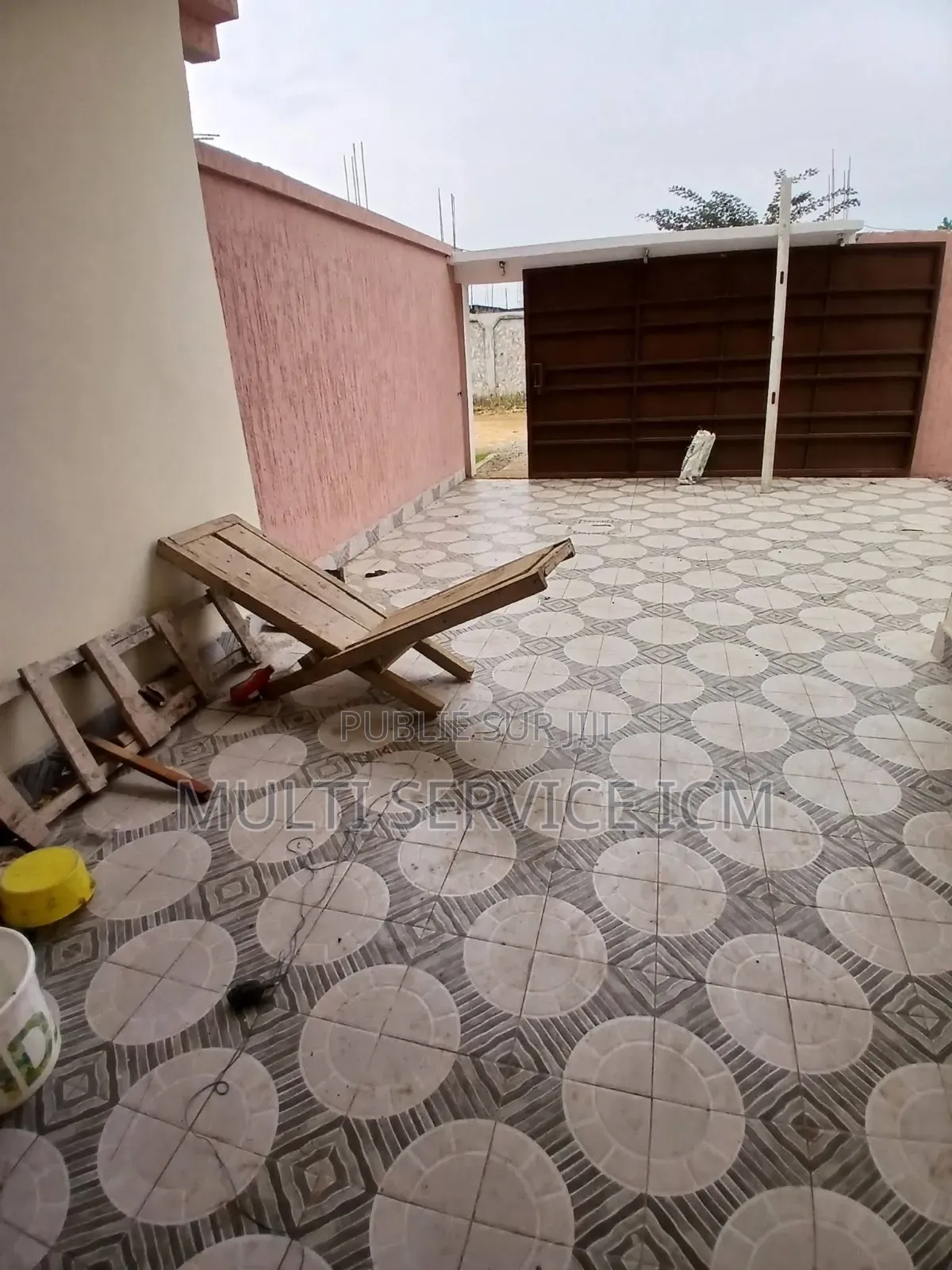 5chbre Duplex dans Ismael Coulibaly, Bingerville à Vendre