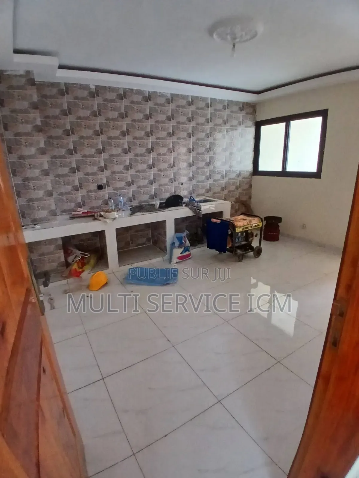 5chbre Duplex dans Ismael Coulibaly, Bingerville à Vendre