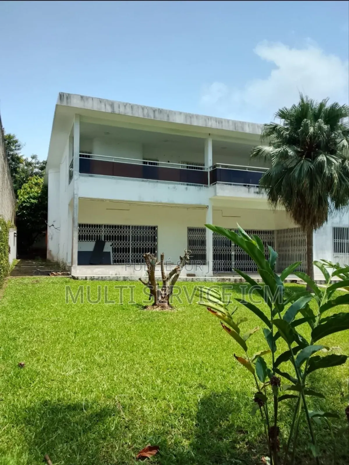 Meublé 10chbre Duplex dans Ismael Coulibaly, Cocody à Vendre