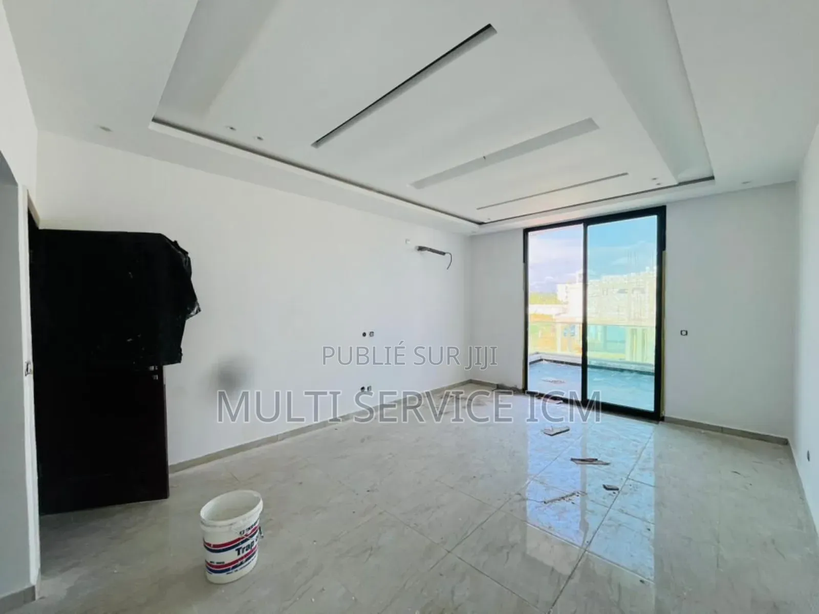 Meublé 10chbre Duplex dans Ismael Coulibaly, Cocody à Vendre