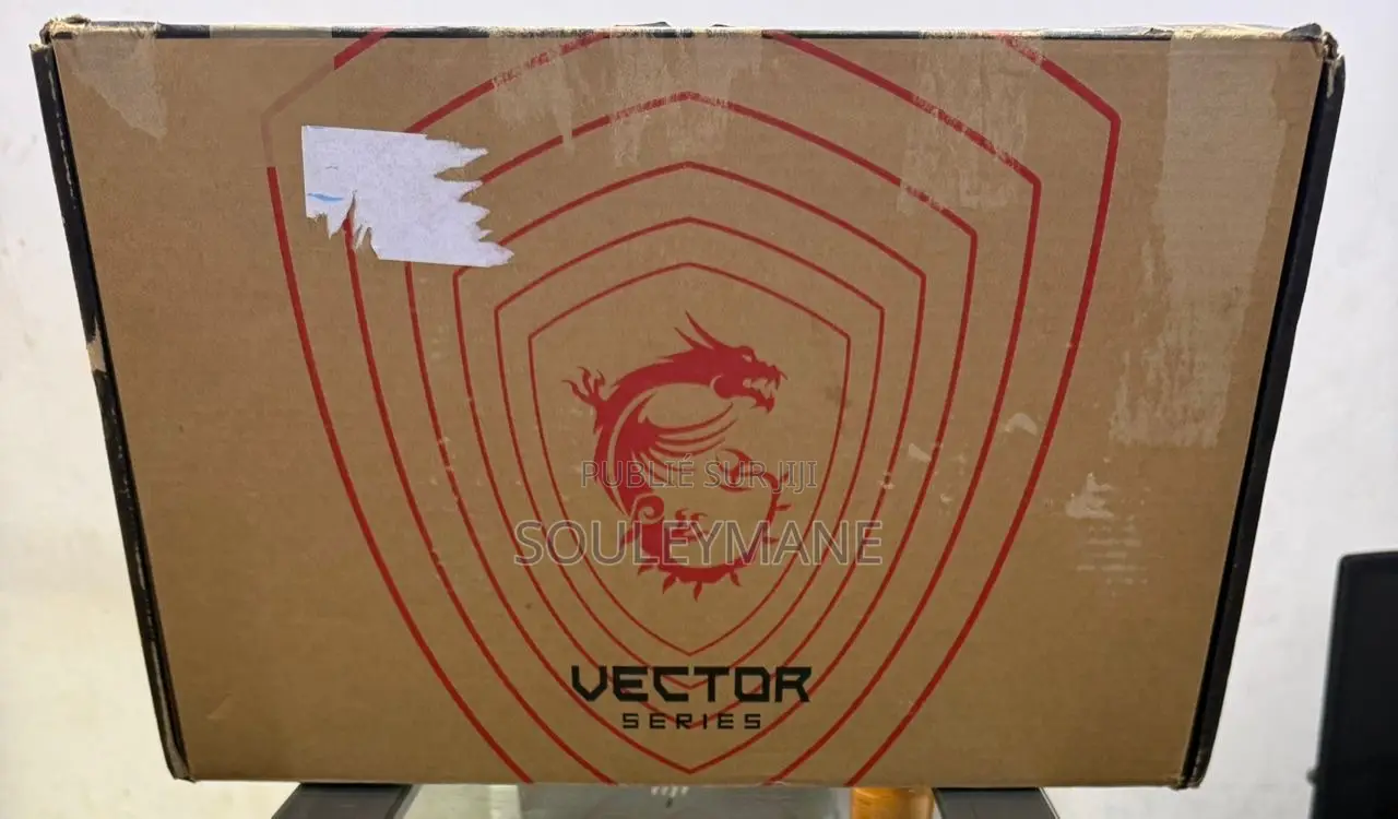 Nouveau MSI Vector 16 HX AI A2XWIG 32GB Intel Core Ultra 7 SSD 1T