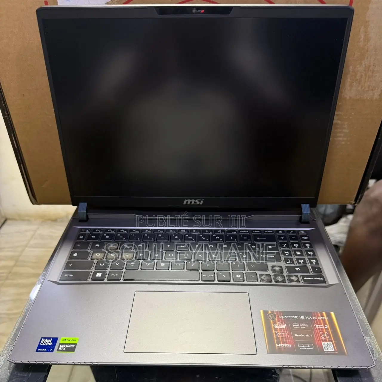 Nouveau MSI Vector 16 HX AI A2XWIG 32GB Intel Core Ultra 7 SSD 1T