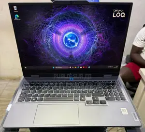 Ordinateur portable Lenovo LOQ 15AHP10 24GB Intel Core i5 SSD 512GB