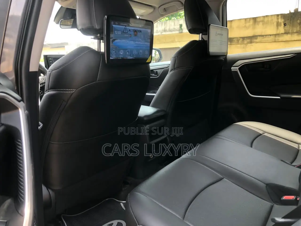 Toyota RAV4 XLE Premium 2021 Noir