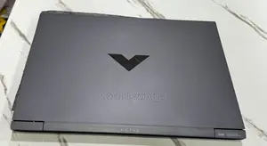 Ordinateur portable HP Victus 16 16GB Intel Core i5 SSD 512GB