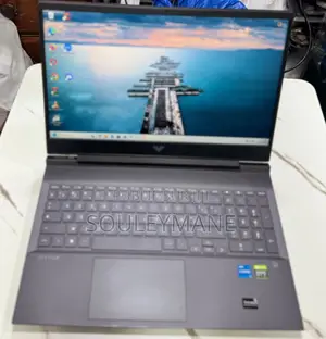 Ordinateur portable HP Victus 16 16GB Intel Core i5 SSD 512GB