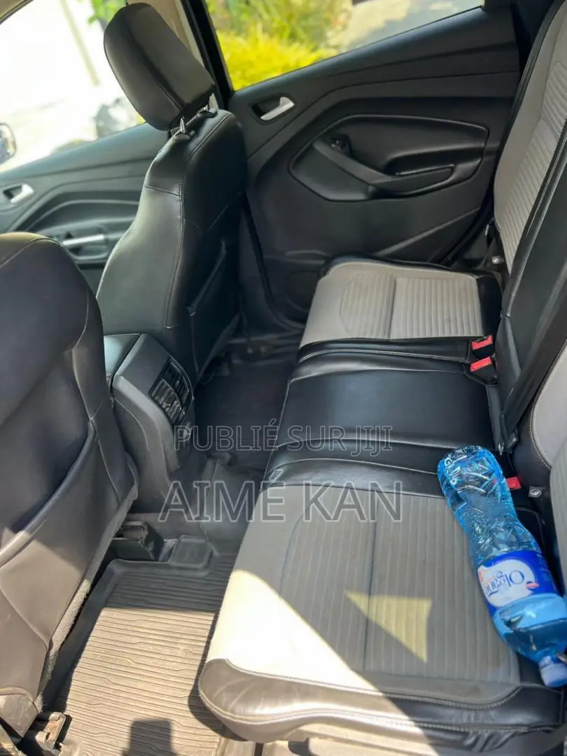 Ford Escape SE 4x4 2018 Bleu