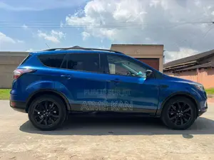 Ford Escape SE 4x4 2018 Bleu