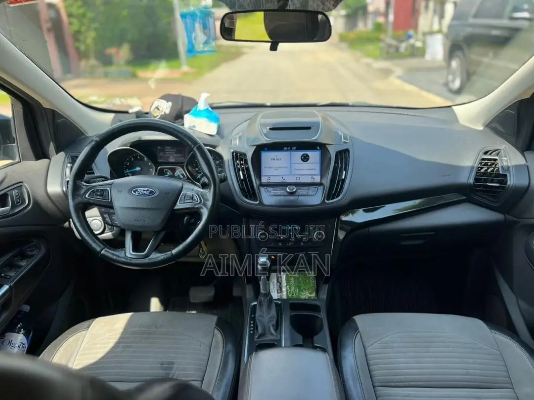 Ford Escape SE 4x4 2018 Bleu