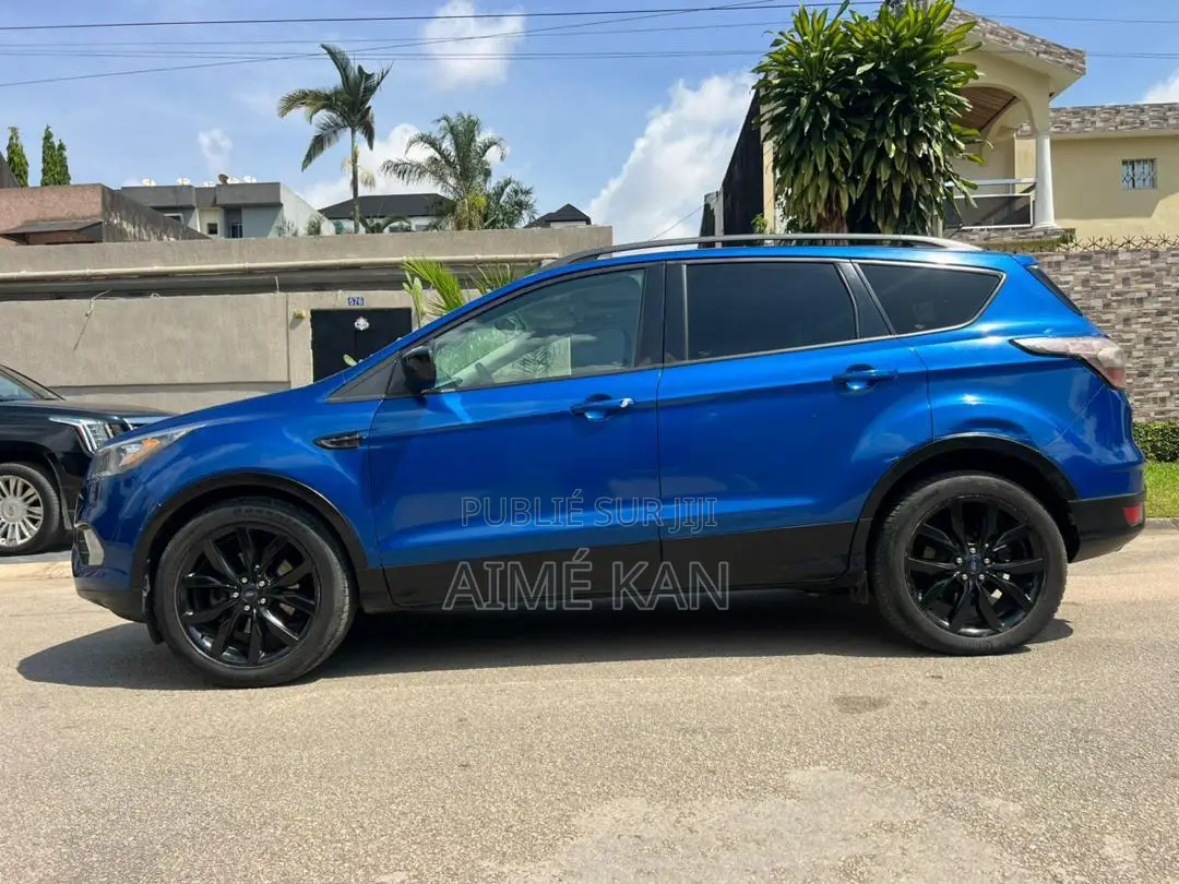 Ford Escape SE 4x4 2018 Bleu