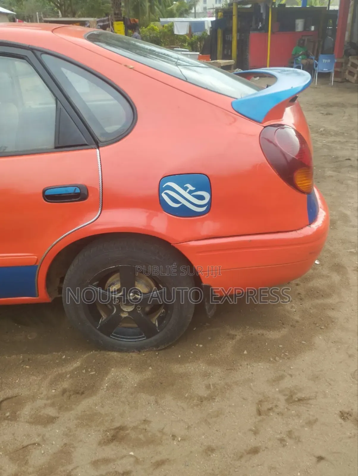 Toyota Corolla 2002 Orange
