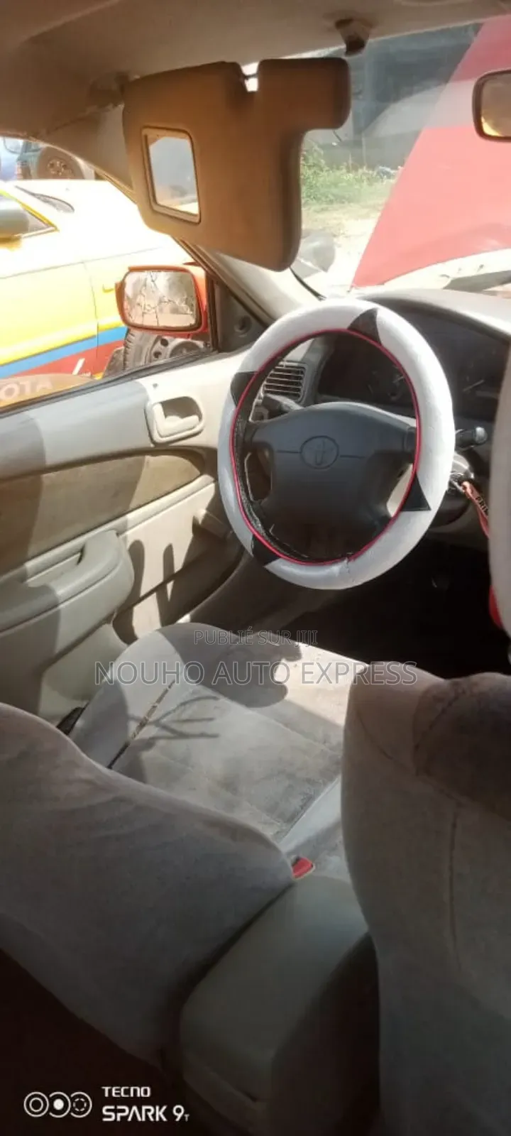 Toyota Corolla 2002 Orange