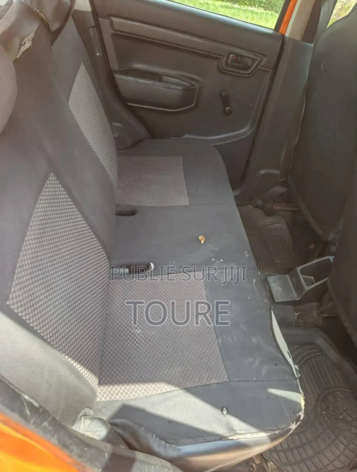 Suzuki Vitara 2022 Orange