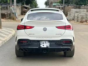 Mercedes-Benz GLE-Class 2021 Blanc