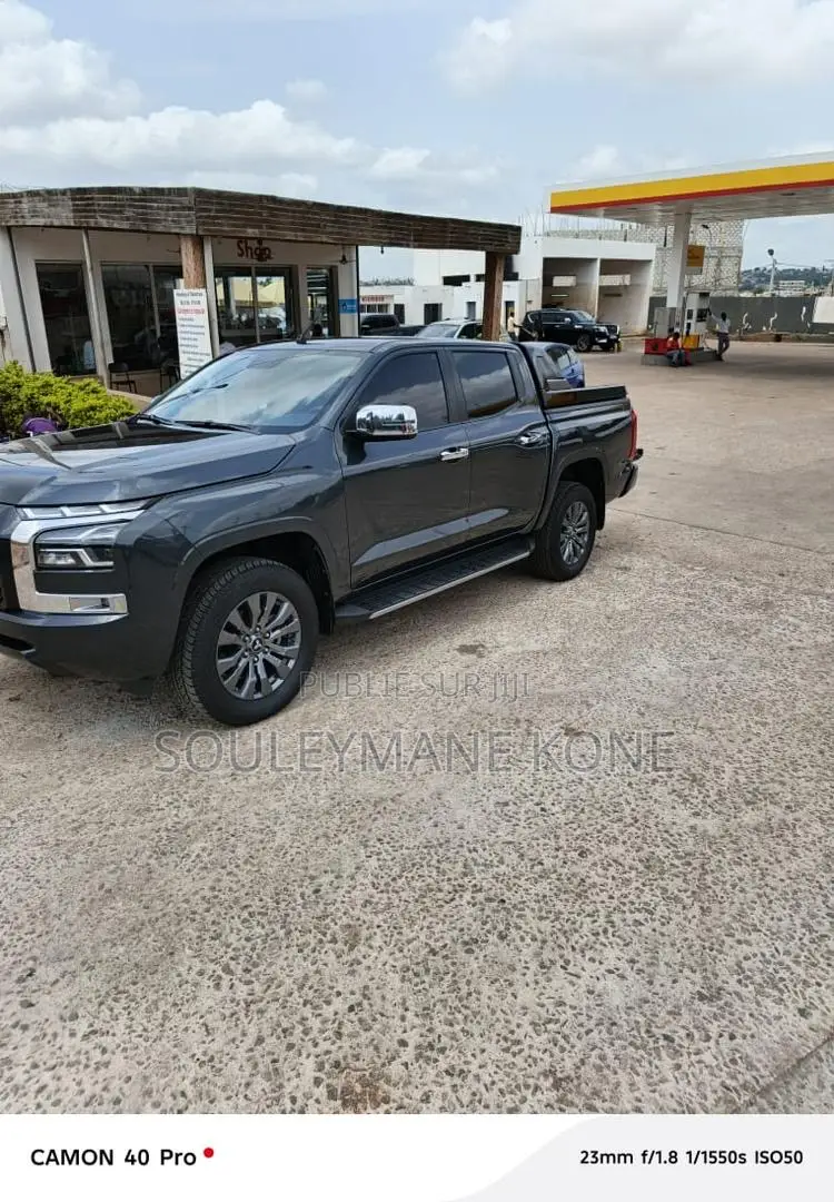 Mitsubishi L200 2025 Noir