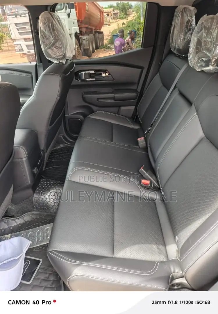 Mitsubishi L200 2025 Noir