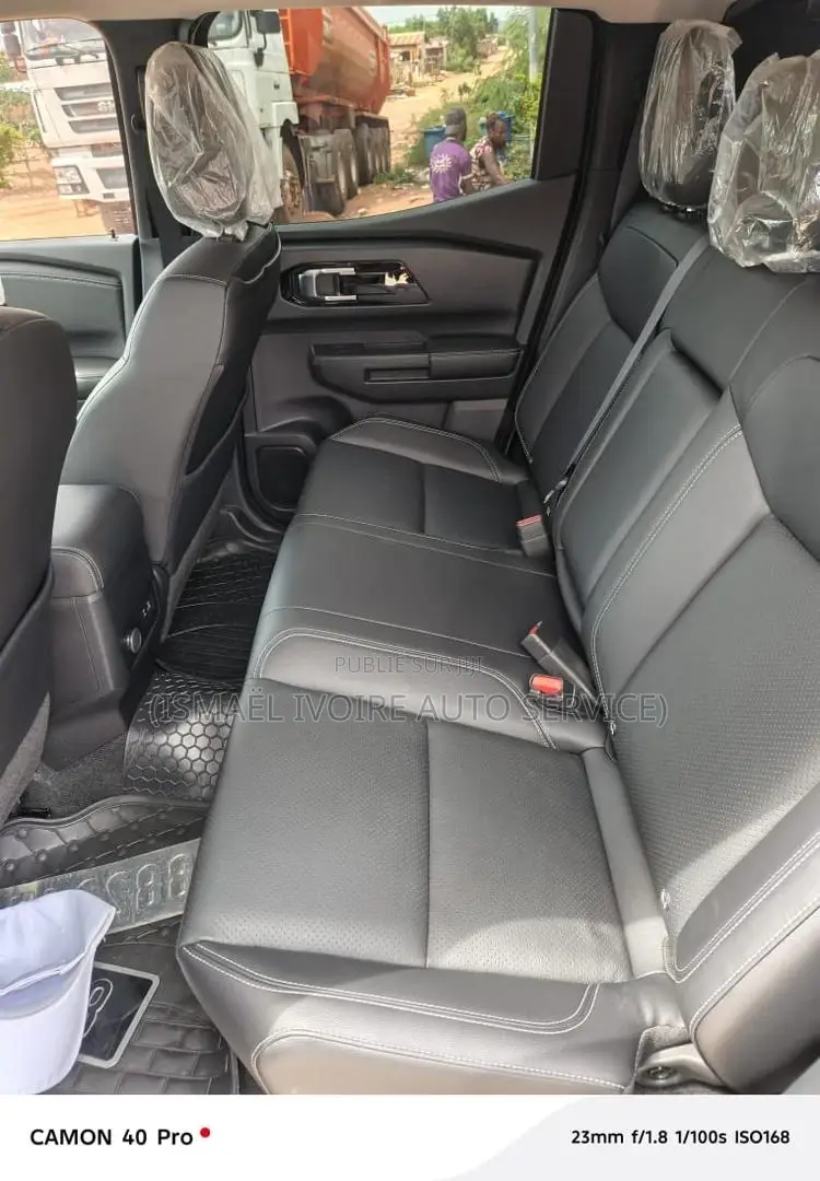 Mitsubishi L200 2025 Noir