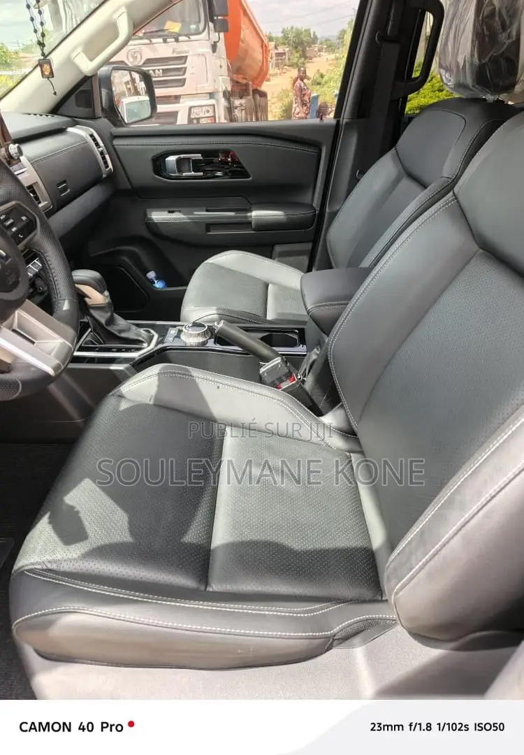 Mitsubishi L200 2025 Noir