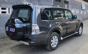 Mitsubishi Pajero 2018 Noir