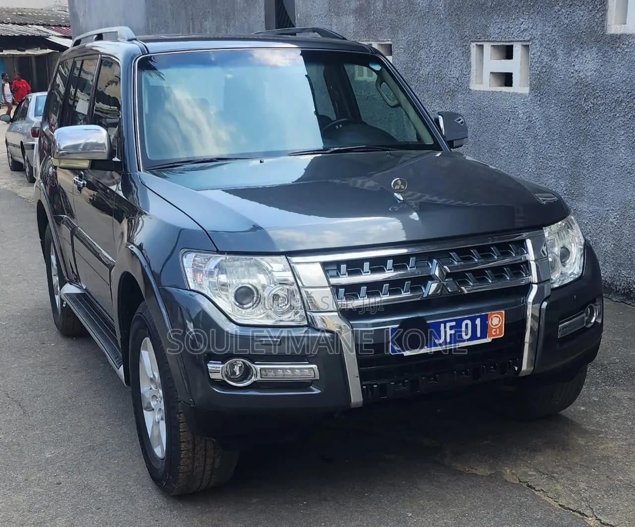 Mitsubishi Pajero 2018 Noir