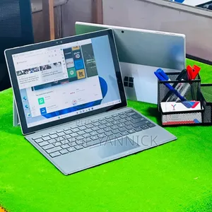 Nouveau Microsoft Surface Pro 4 8GB Intel Core i5 SSD 256GB